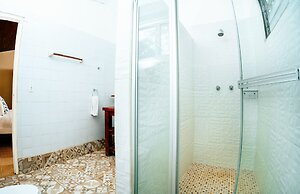 Villa Marina Lodge & Condos