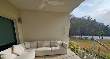 Villa Marina Lodge & Condos