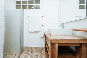 Villa Marina Lodge & Condos