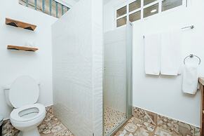 Villa Marina Lodge & Condos