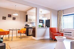 Beachside All Suites Hotel