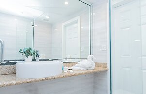 Beachside All Suites Hotel