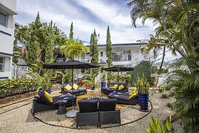 Beachside All Suites Hotel