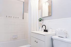 Beachside All Suites Hotel