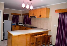 Al-Minhaj Service Apartments