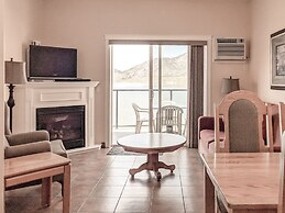 Desert Surfside Waterfront Accommodations