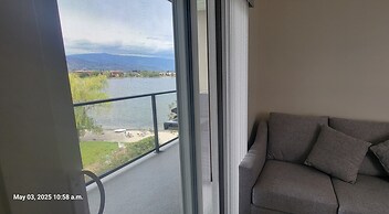 Desert Surfside Waterfront Accommodations