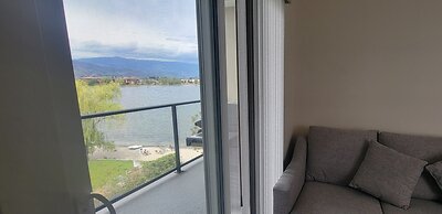 Desert Surfside Waterfront Accommodations