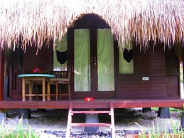 TS Hut Lembongan