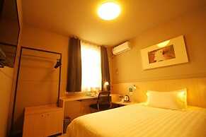 Jinjiang Inn Changzhi Bayi Square