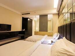 Metropolo Hefei Swan Lake Hotel