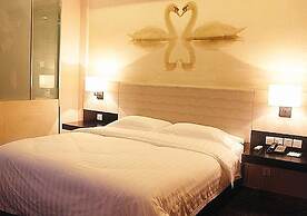 Metropolo Hefei Swan Lake Hotel