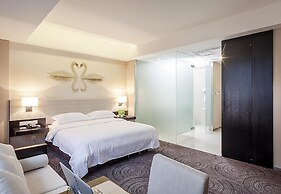 Metropolo Hefei Swan Lake Hotel