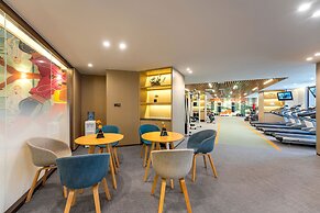 Yun-Zen Jinling World Trade Plaza Hotel