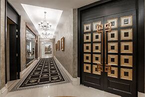 Yun-Zen Jinling World Trade Plaza Hotel