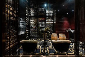 Yun-Zen Jinling World Trade Plaza Hotel