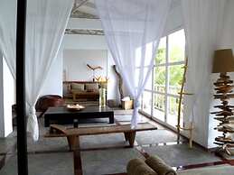 Bliss Hotel