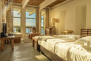 Bliss Hotel