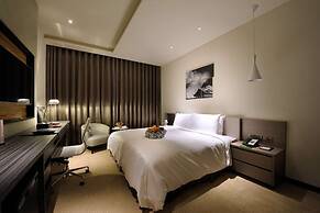 Golden Tulip Glory Fine Hotel