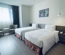 Golden Tulip Glory Fine Hotel