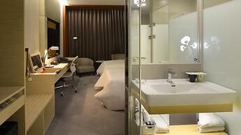 Golden Tulip Glory Fine Hotel
