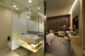 Golden Tulip Glory Fine Hotel