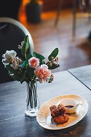 Hellisholar Cottages