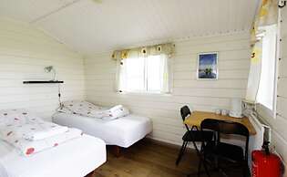 Hellisholar Cottages