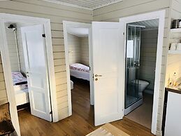 Hellisholar Cottages