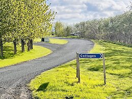 Hellisholar Cottages