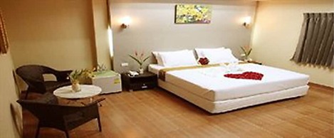 Visiting Card Hotel & Resort