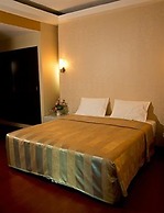 Visiting Card Hotel & Resort