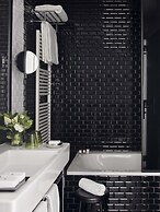 The Principal Madrid, Small Luxury Hotels