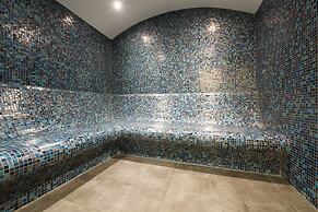 Green Garden Suites Hotel