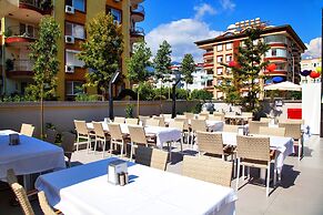 Green Garden Suites Hotel