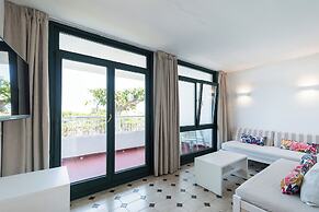 Aparthotel Beach Club