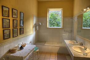 Hotel Rural Las Longueras