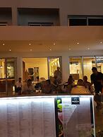 Anthea Hotel Apartments