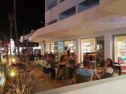 Anthea Hotel Apartments