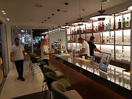 Anthea Hotel Apartments