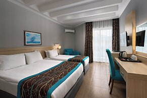 Kaila Beach Hotel - All Inclusive