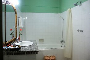 Bagan Umbra Hotel