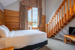 Basecamp Lodge Golden