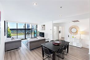 Waterfront Melbourne Apartments