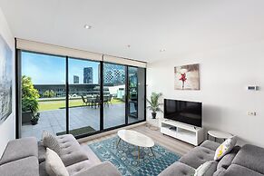 Waterfront Melbourne Apartments