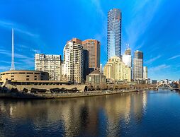 Waterfront Melbourne Apartments