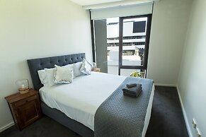 Waterfront Melbourne Apartments