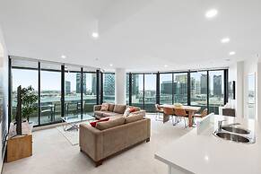 Waterfront Melbourne Apartments