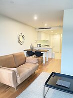 Waterfront Melbourne Apartments