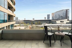 Waterfront Melbourne Apartments